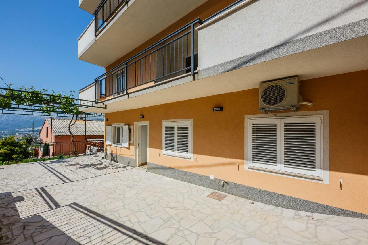 Apartments Selak Split Exteriör bild